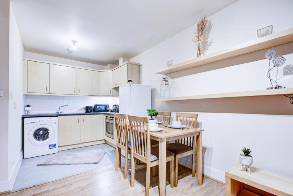 Waterloo 2 Bedroom Apartment Londra Esterno foto