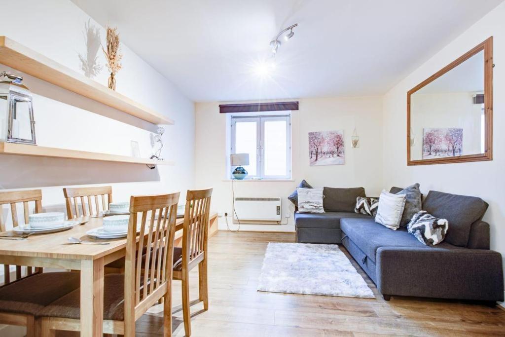 Waterloo 2 Bedroom Apartment Londra Esterno foto